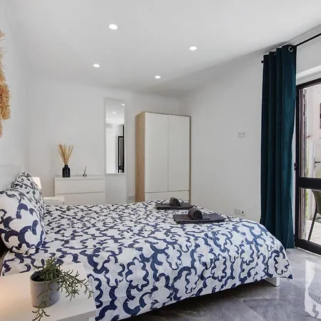 Amazing Oura Apartment